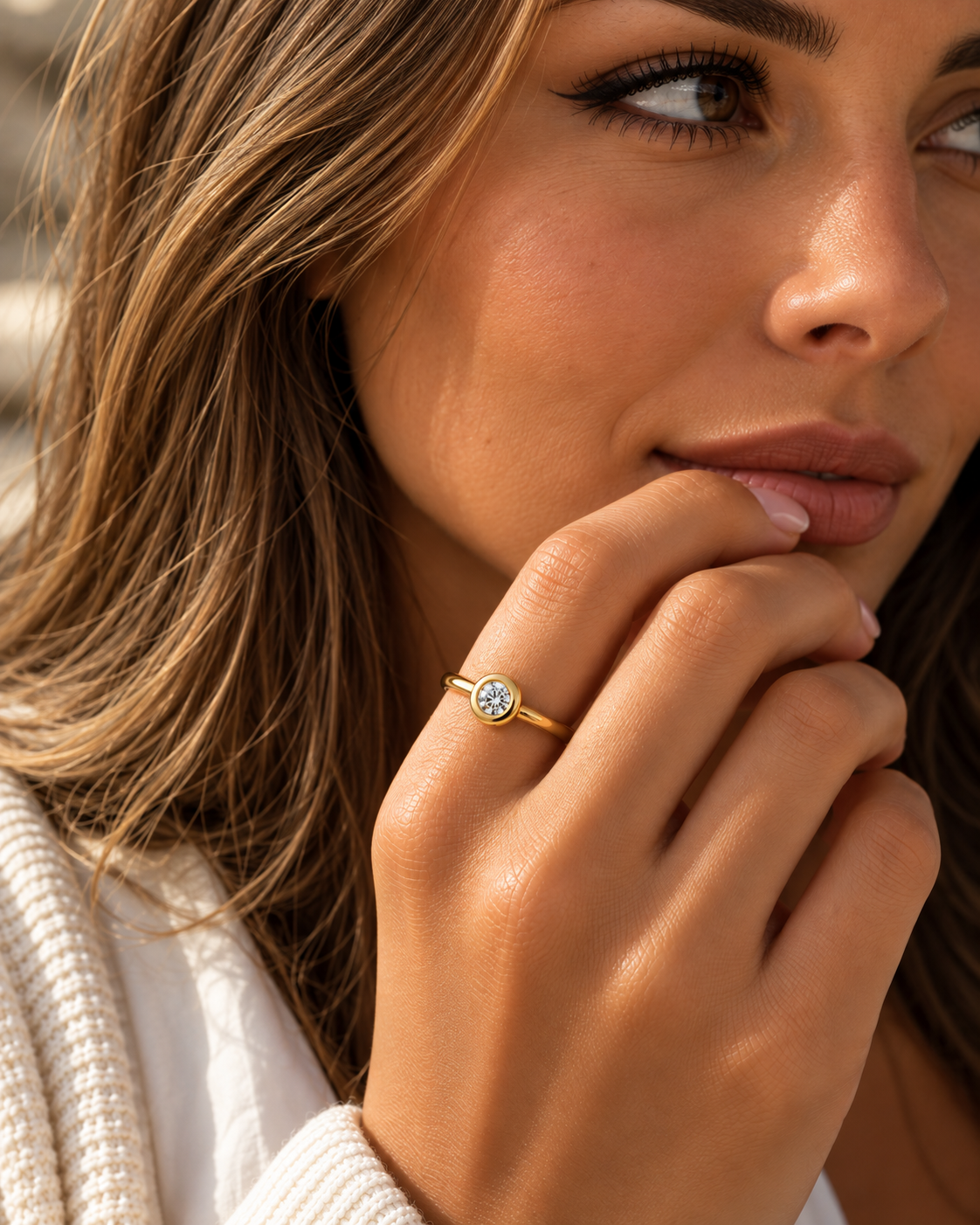 Anillo Elara en modelo